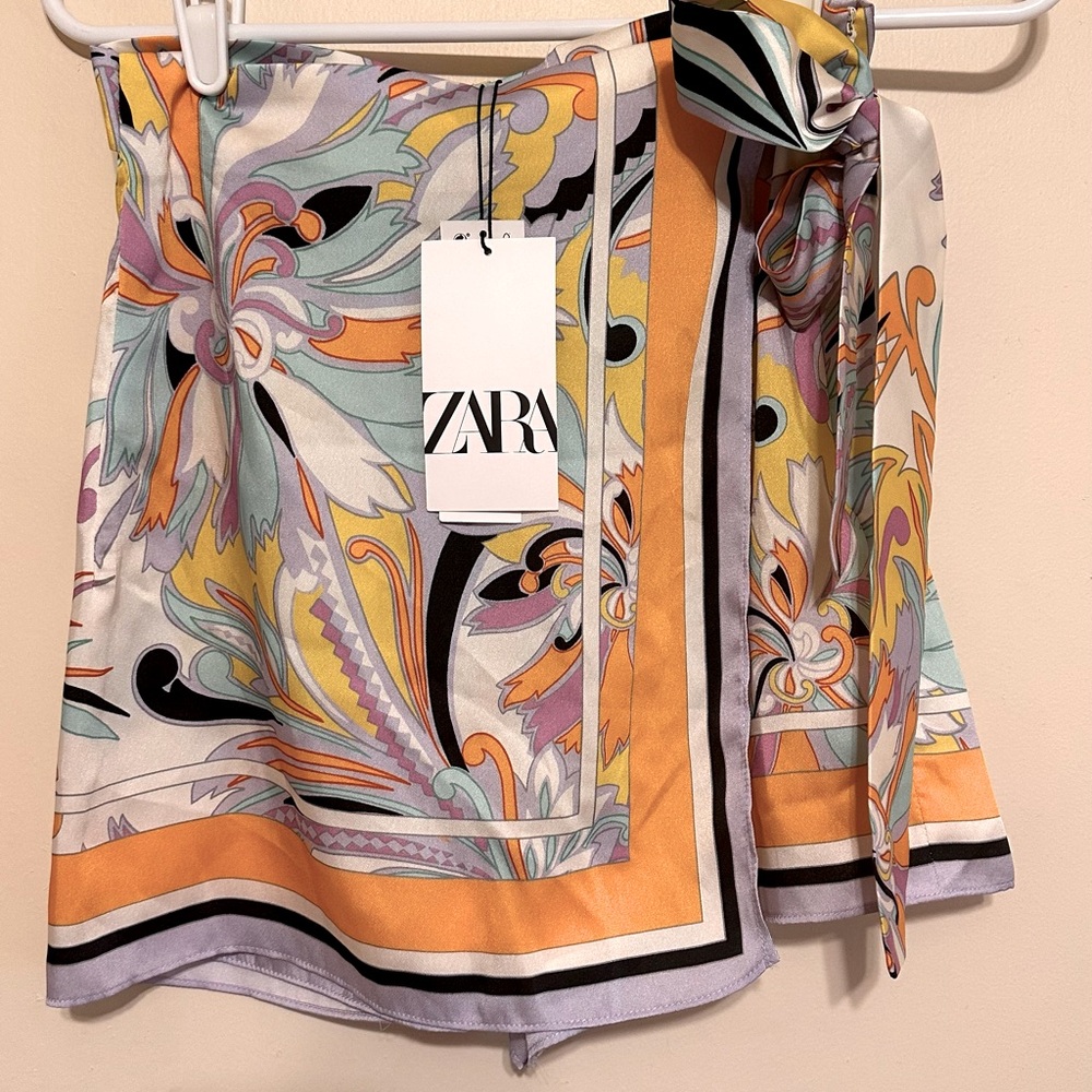 Zara satin floral shorts for women size xs